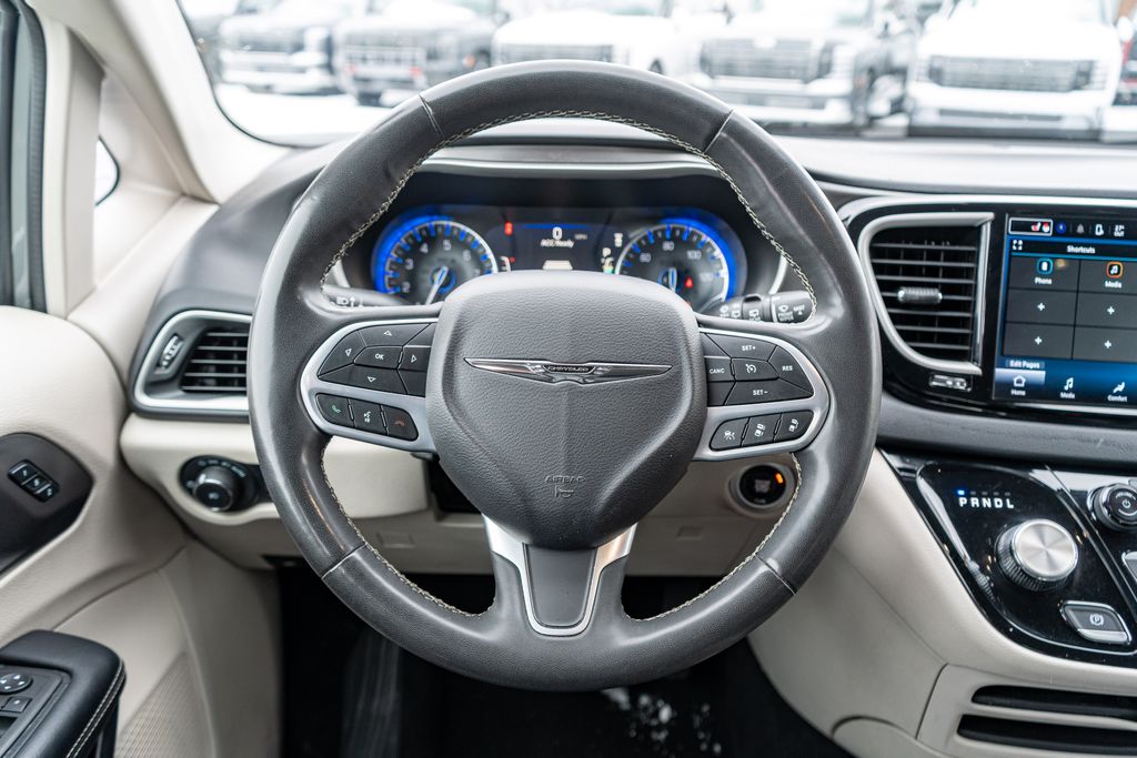 2023 CHRYSLER PACIFICA - Image 22
