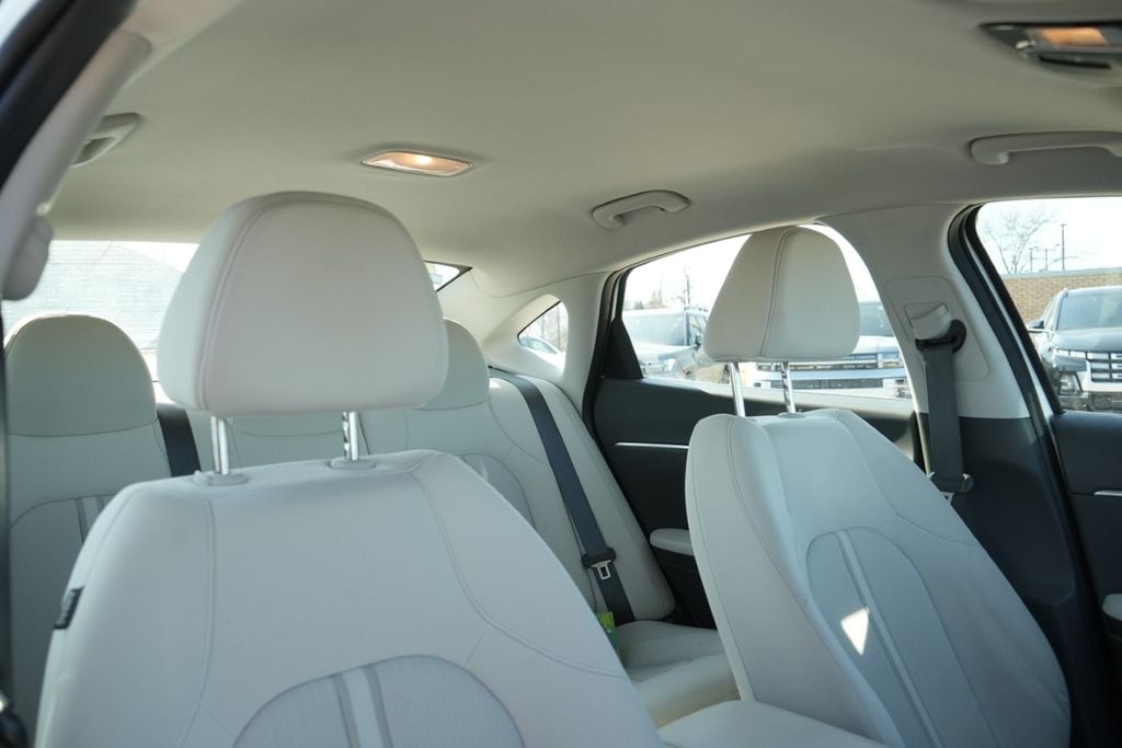 2023 HYUNDAI SONATA - Image 13