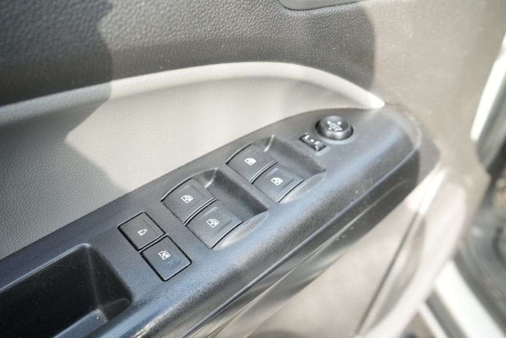 2017 CHEVROLET COLORADO - Image 18