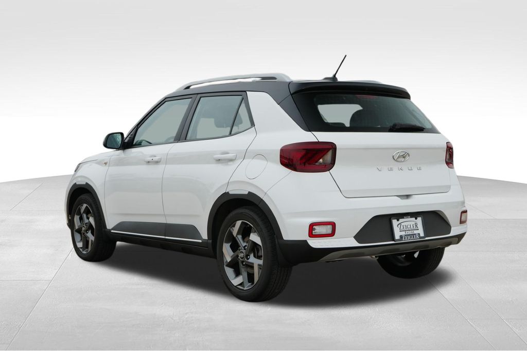 2023 HYUNDAI VENUE - Image 5