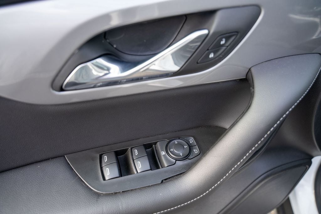 2025 CHEVROLET BLAZER - Image 16