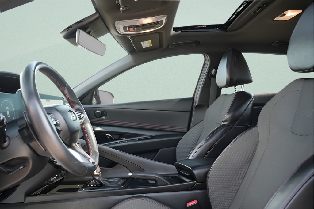 2023 Hyundai Elantra N Line - Photo 24