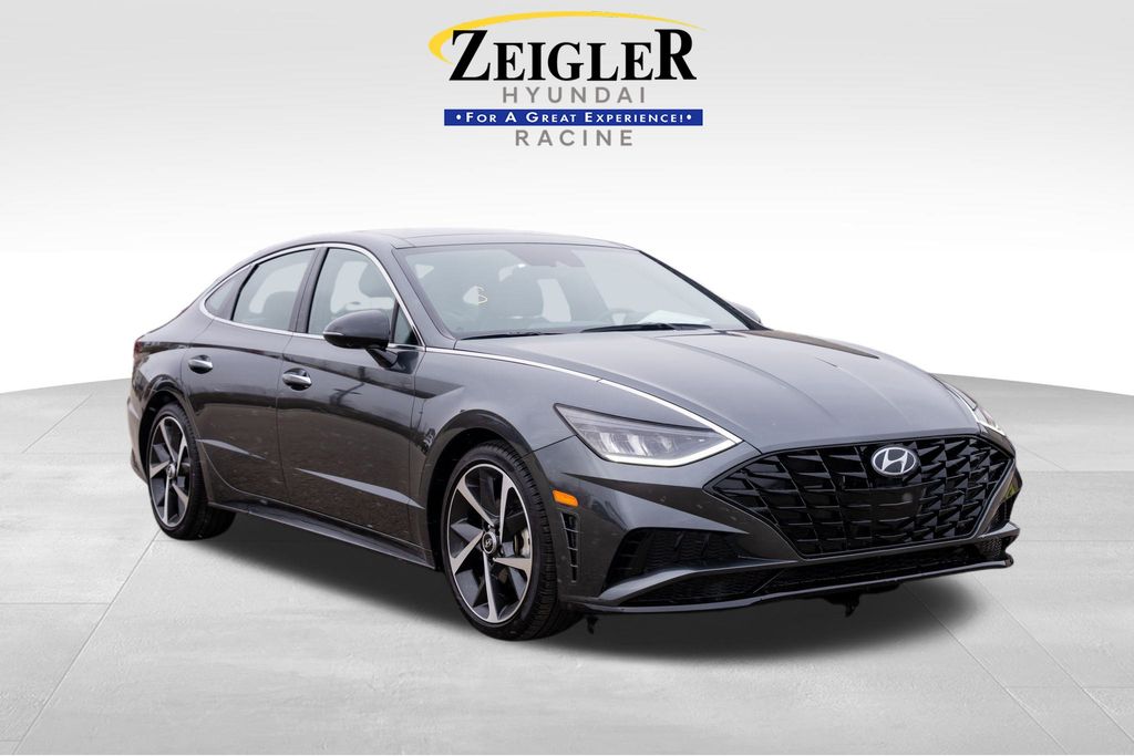 2022 HYUNDAI SONATA - Image 1