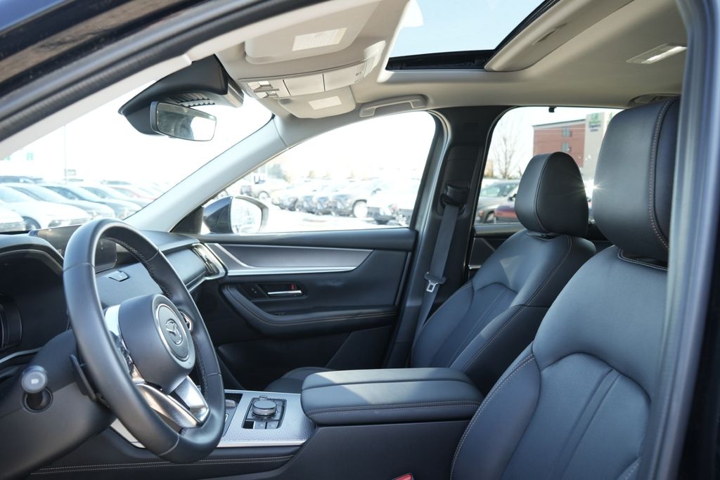 2024 MAZDA CX-90 - Image 29