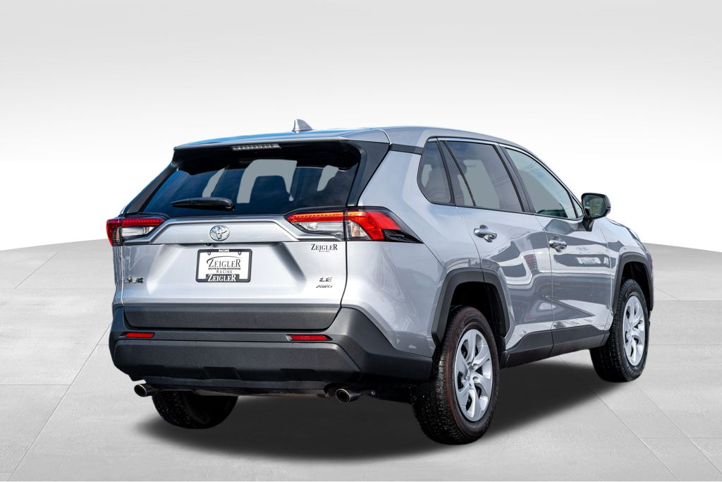 2024 TOYOTA RAV4 - Image 8