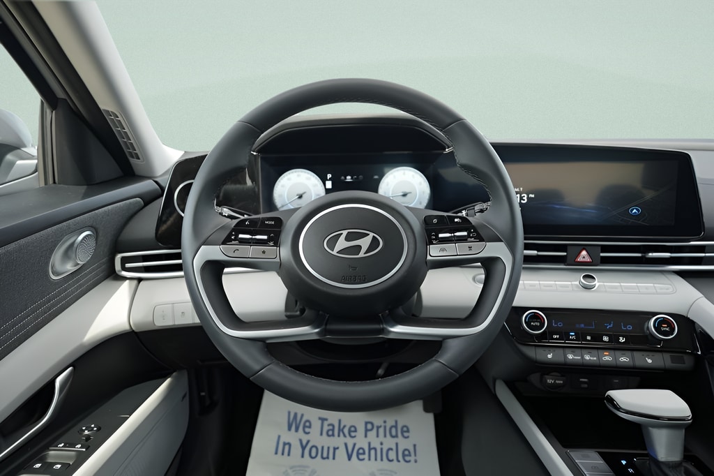 2026 Hyundai Elantra Limited - Photo 15