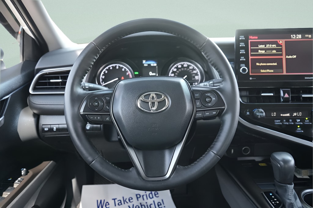2023 Toyota Camry SE - Photo 16