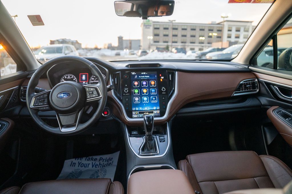 2025 SUBARU OUTBACK - Image 16