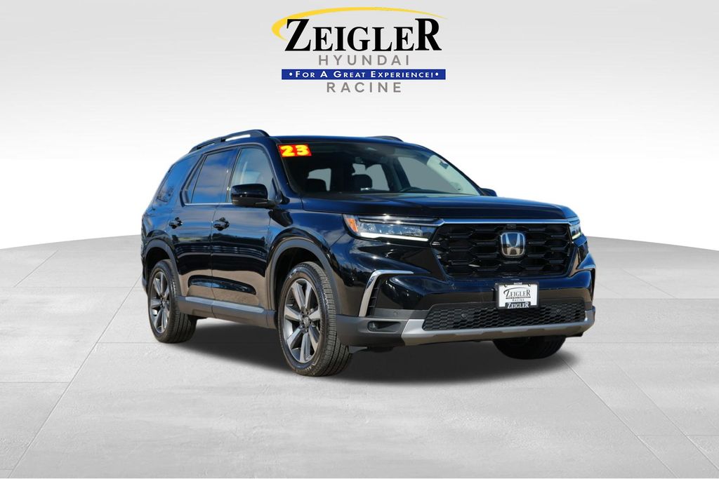 2023 HONDA PILOT - Image 1