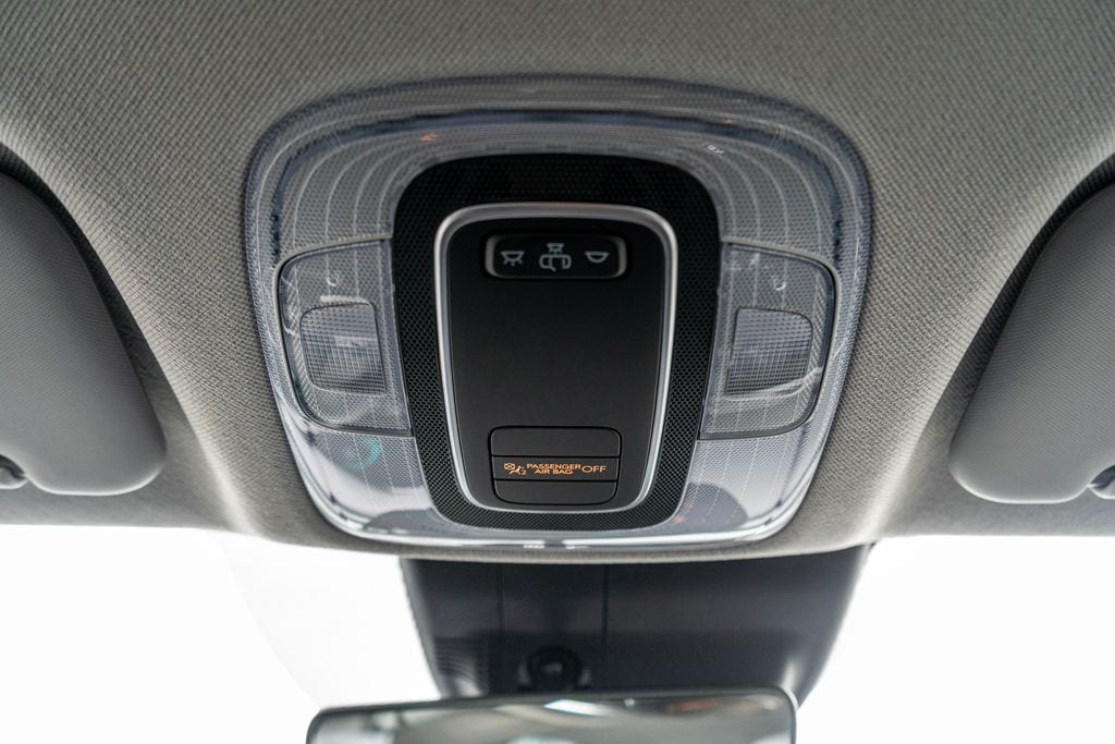 2025 HYUNDAI ELANTRA - Image 17