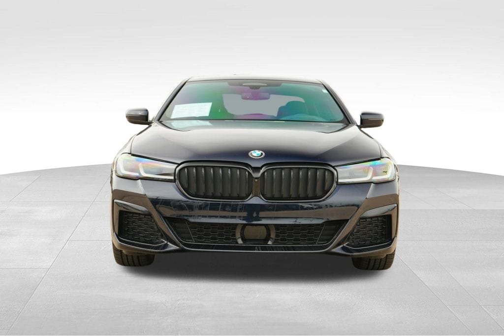 2021 BMW 530E - Image 2