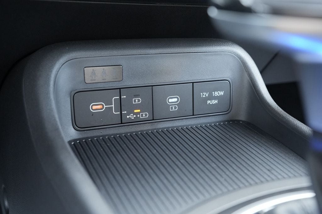 2026 Hyundai Kona SE - Photo 32