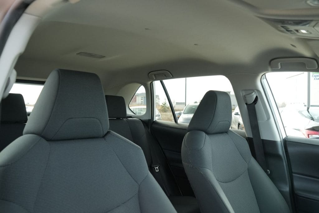 2024 TOYOTA RAV4 - Image 12