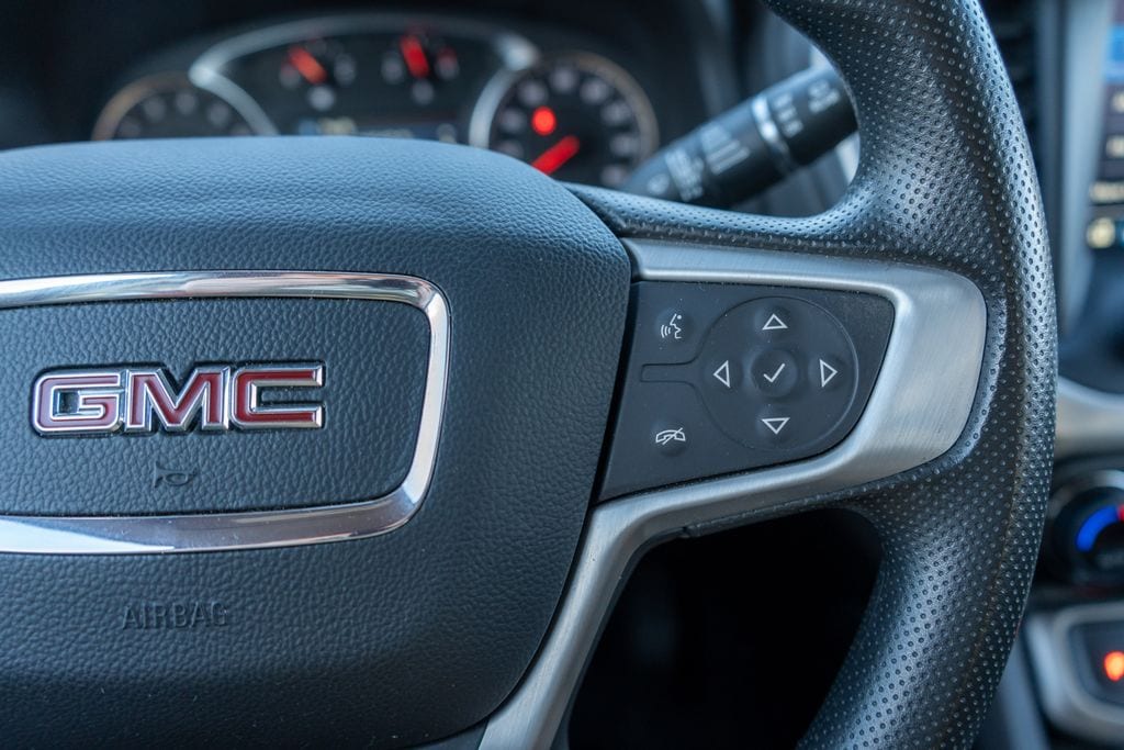 2023 GMC ACADIA - Image 29