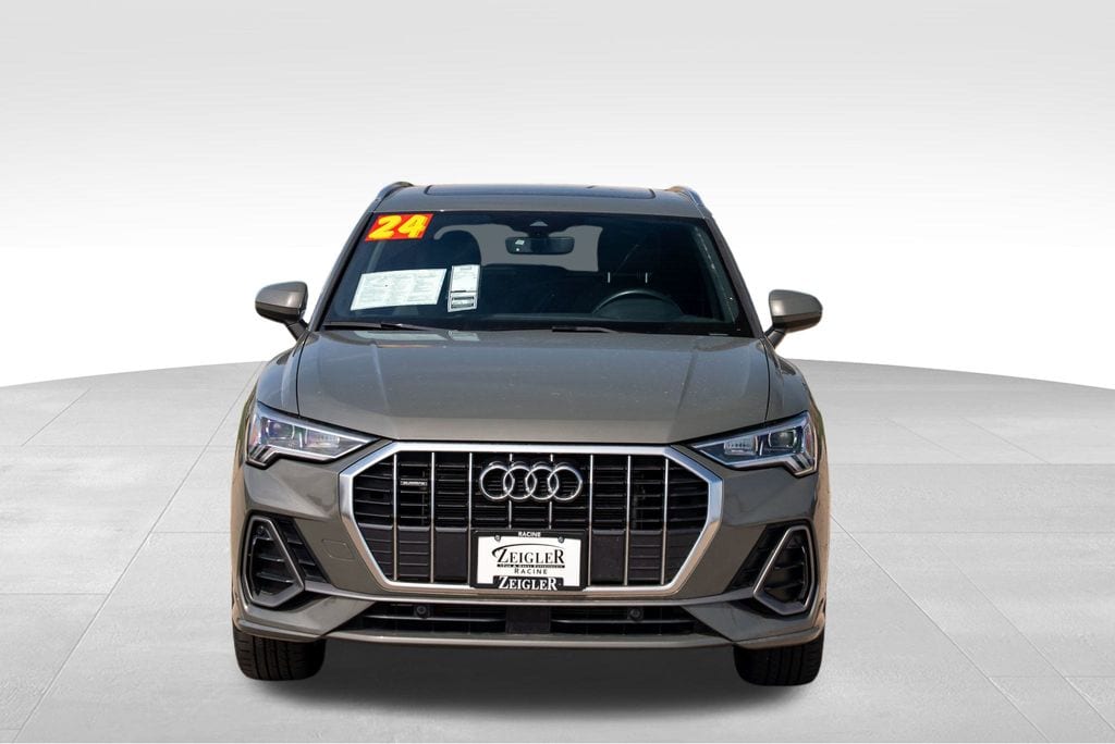 2024 AUDI Q3 - Image 2