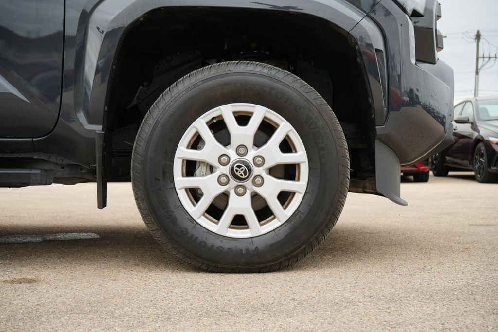 2024 TOYOTA TACOMA - Image 9