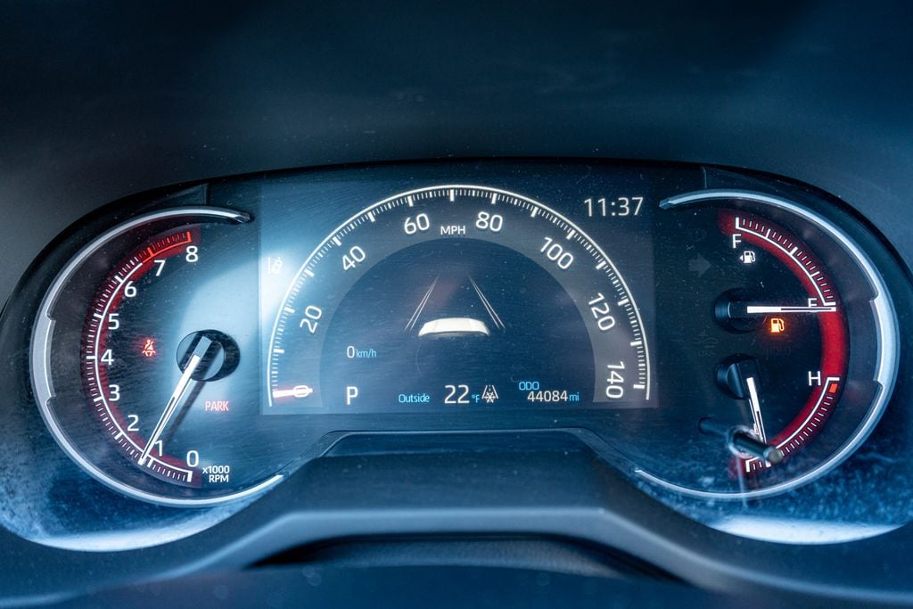 2024 TOYOTA RAV4 - Image 26