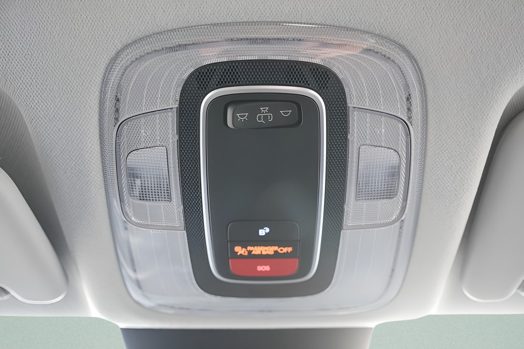 2026 Hyundai Kona SE - Photo 18