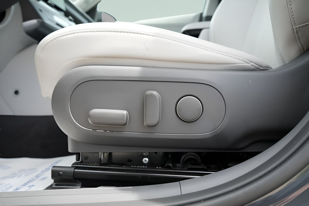 2024 Hyundai Kona Limited - Photo 22
