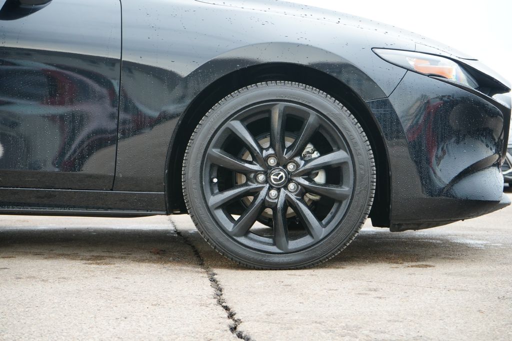 2024 MAZDA MAZDA3 - Image 9