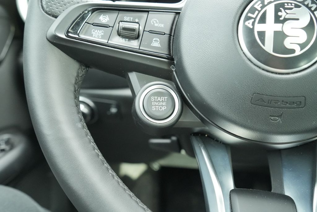 2024 ALFA ROMEO TONALE - Image 32