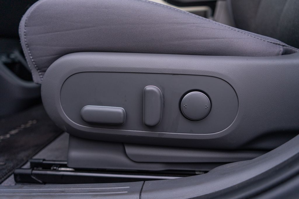 2024 HYUNDAI IONIQ 5 - Image 20