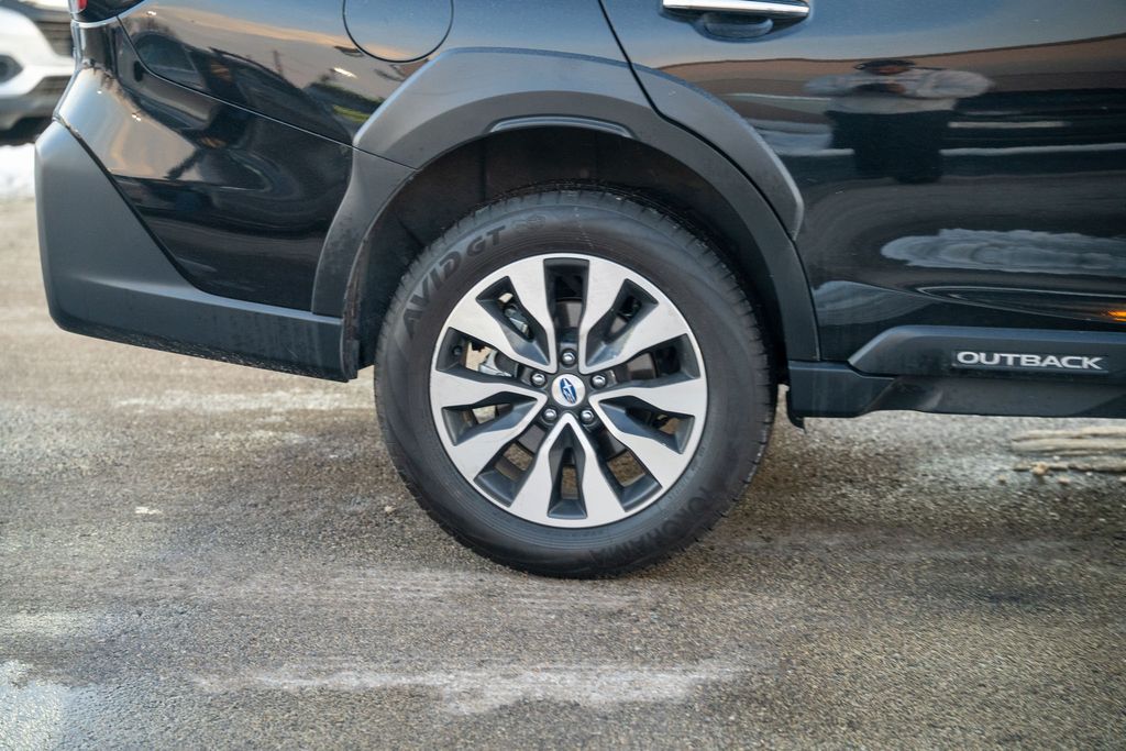 2025 SUBARU OUTBACK - Image 9