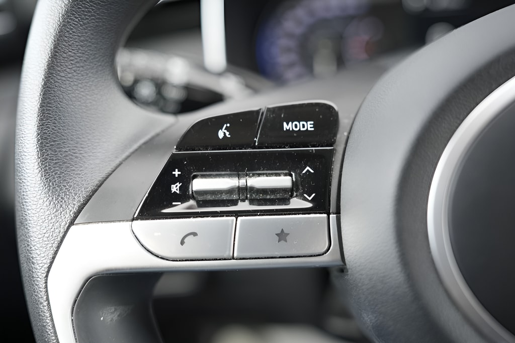 2024 Hyundai Tucson SE - Photo 24