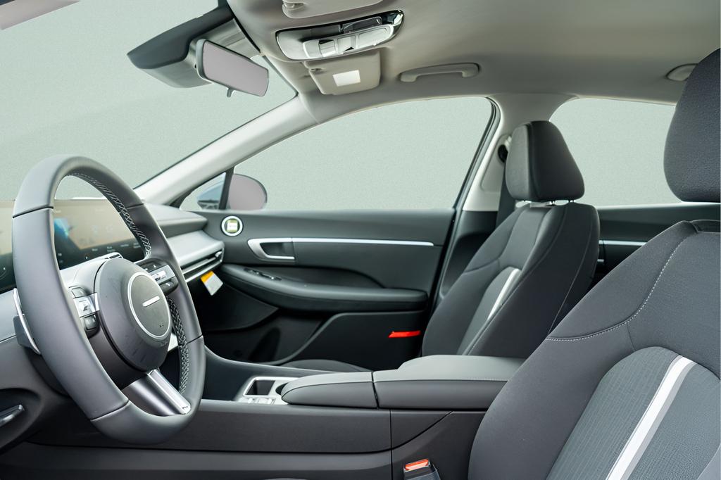 2026 Hyundai Sonata SEL - Photo 21