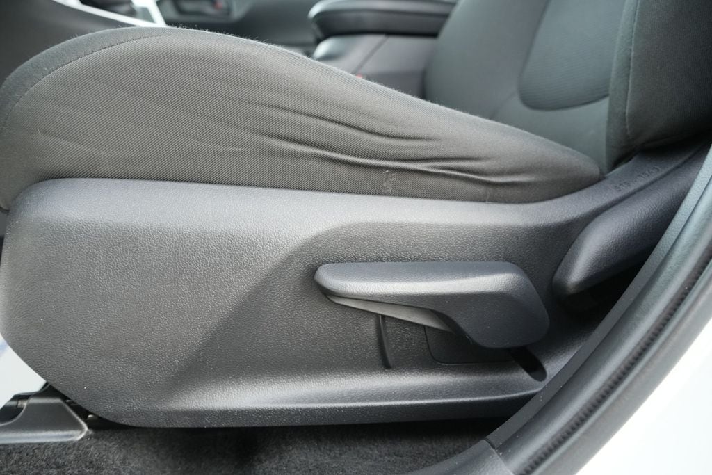 2024 TOYOTA RAV4 - Image 21