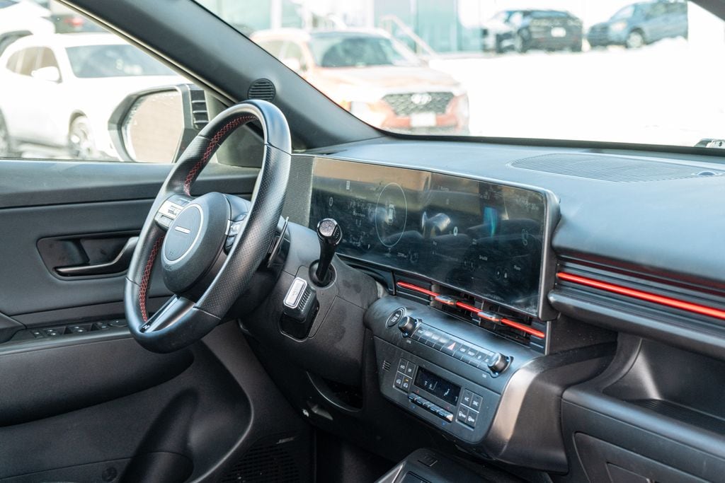 2024 HYUNDAI KONA - Image 11
