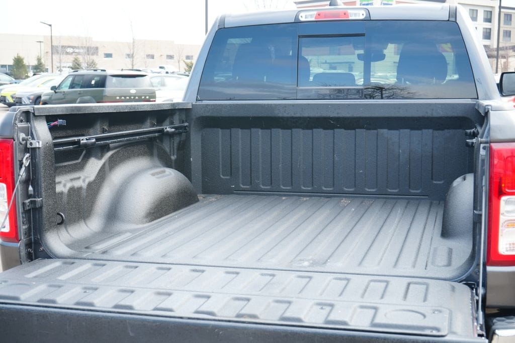 2019 RAM 1500 - Image 11