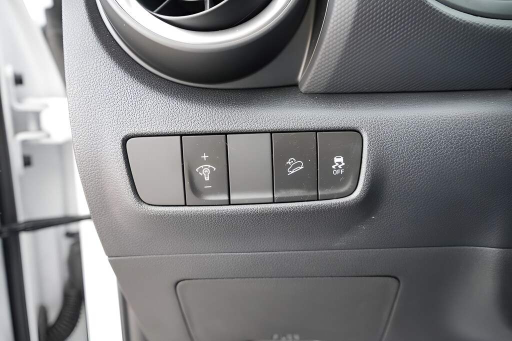 2023 Hyundai Kona SEL - Photo 22