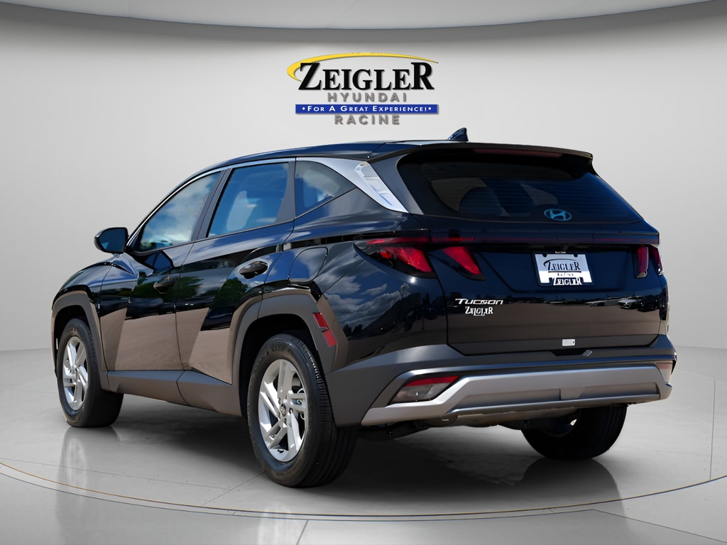 2025 Hyundai Tucson SE - Photo 5