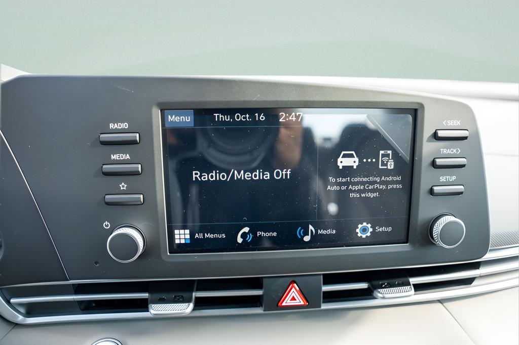 2025 Hyundai Elantra SEL - Photo 29