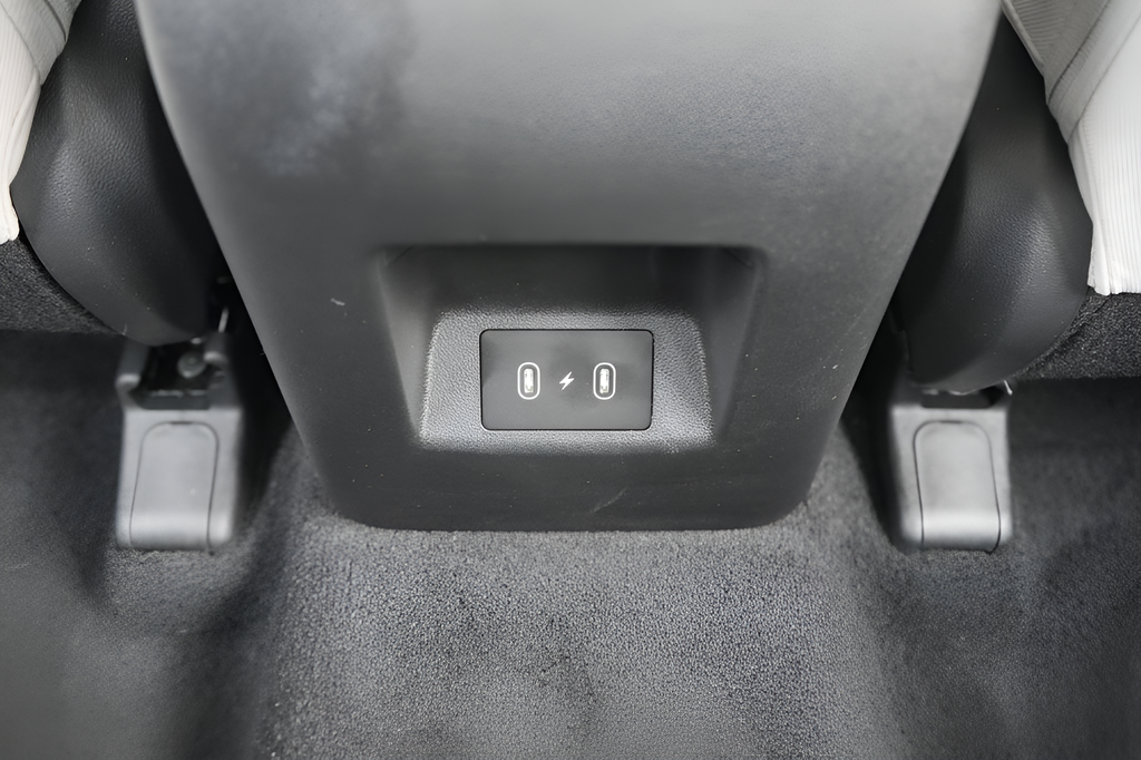 2026 Hyundai Tucson SE - Photo 17