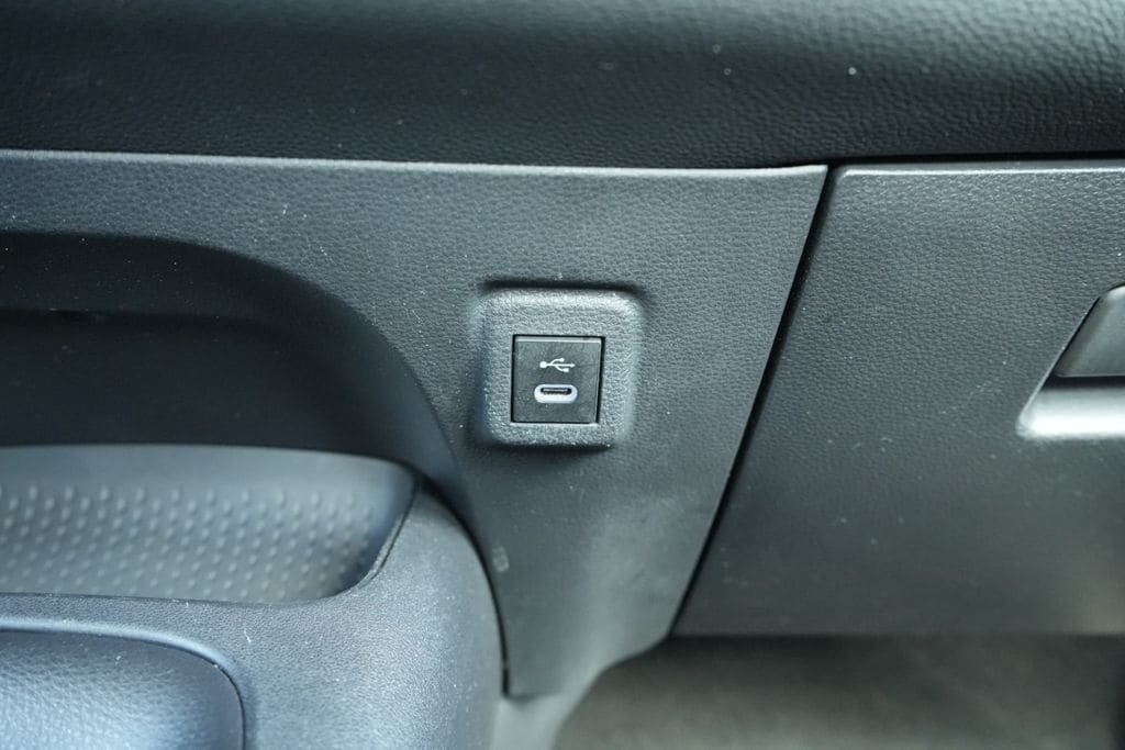 2023 TOYOTA COROLLA - Image 31