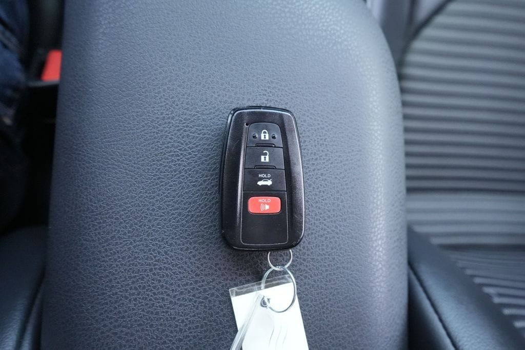 2023 Toyota Camry SE - Photo 37