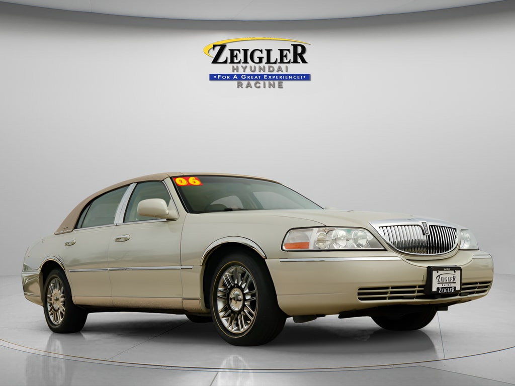 2006 Lincoln Town Car Limited