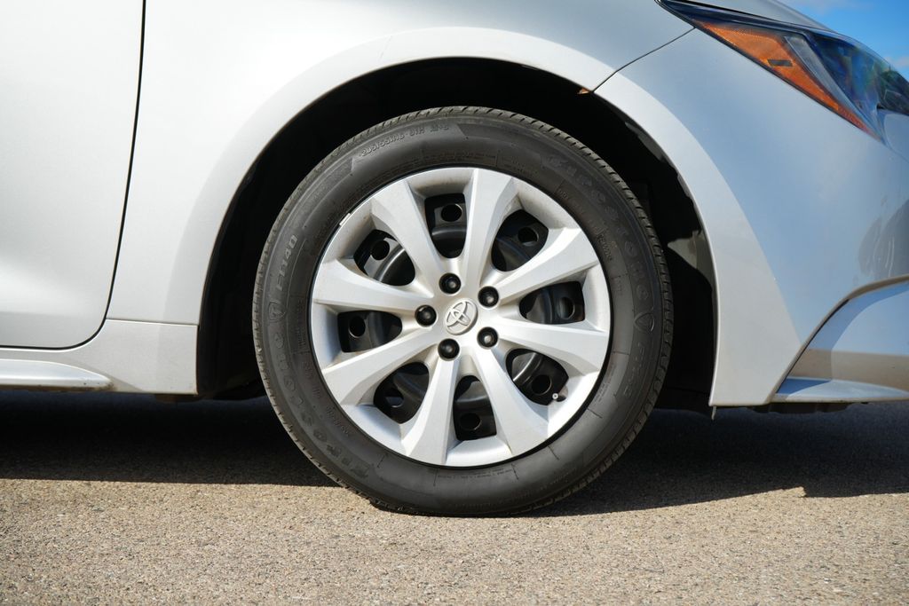 2023 TOYOTA COROLLA - Image 9