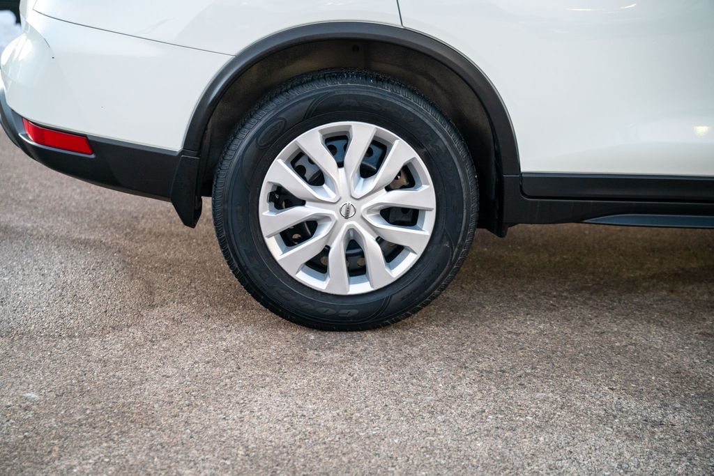 2019 NISSAN ROGUE - Image 9