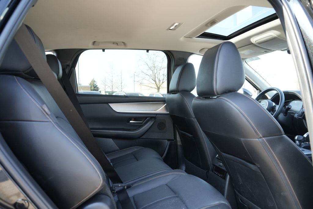 2024 MAZDA CX-90 - Image 17