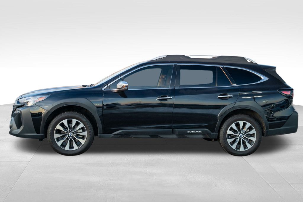 2025 SUBARU OUTBACK - Image 4