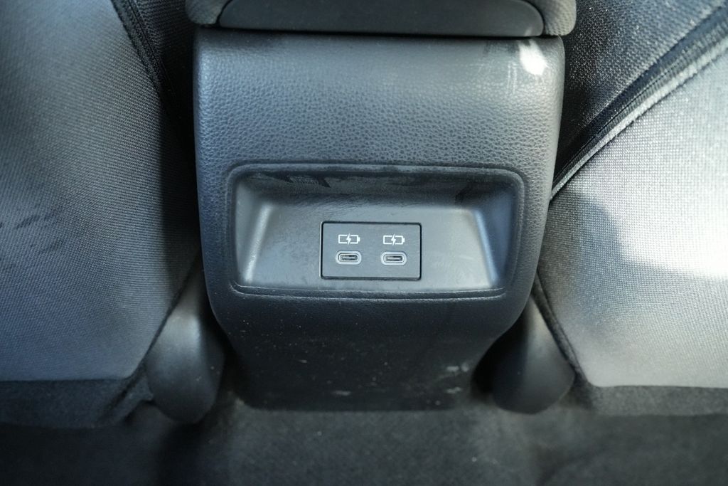 2023 TOYOTA COROLLA - Image 17