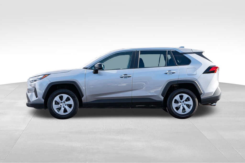 2024 TOYOTA RAV4 - Image 4