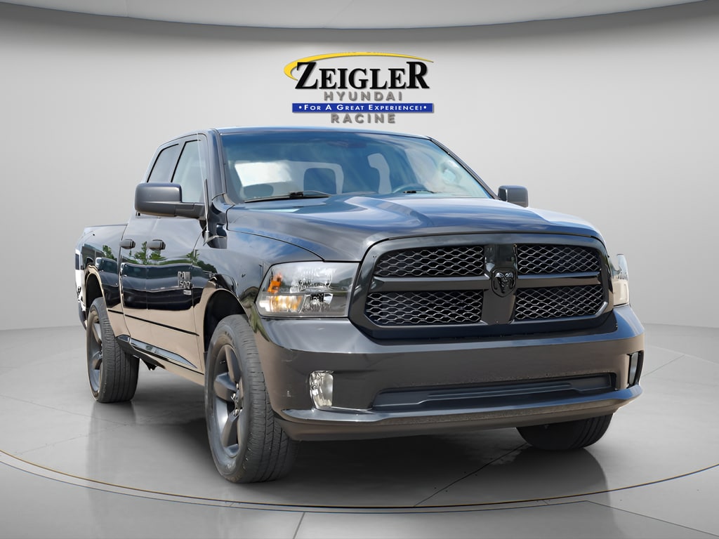 2019 RAM 1500 Classic Express 4x4 Quad Cab 6'4's photo