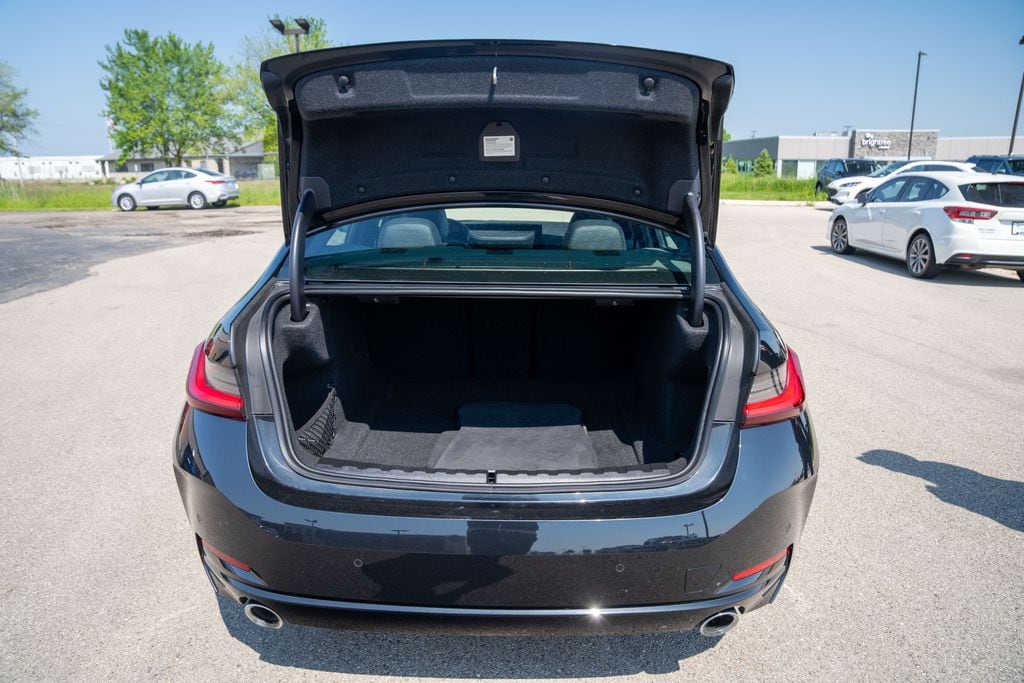 2023 BMW 330I - Image 10