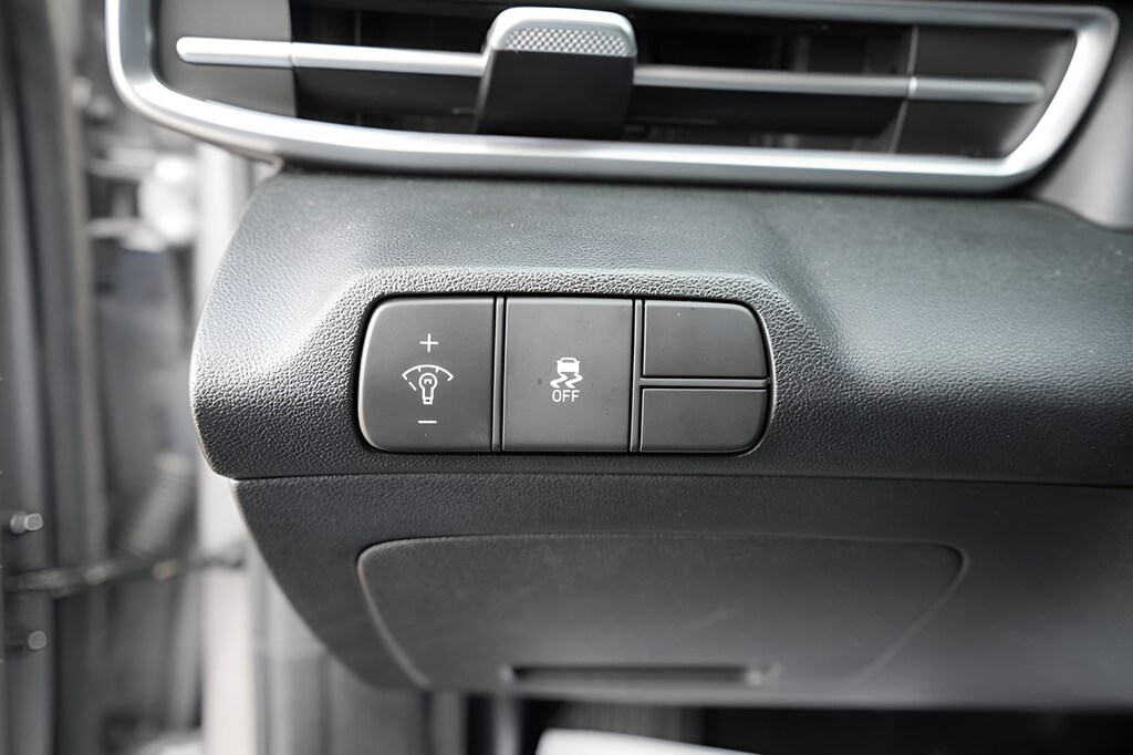 2024 Hyundai Elantra SEL - Photo 24