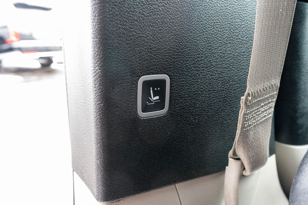 2023 CHRYSLER PACIFICA - Image 27