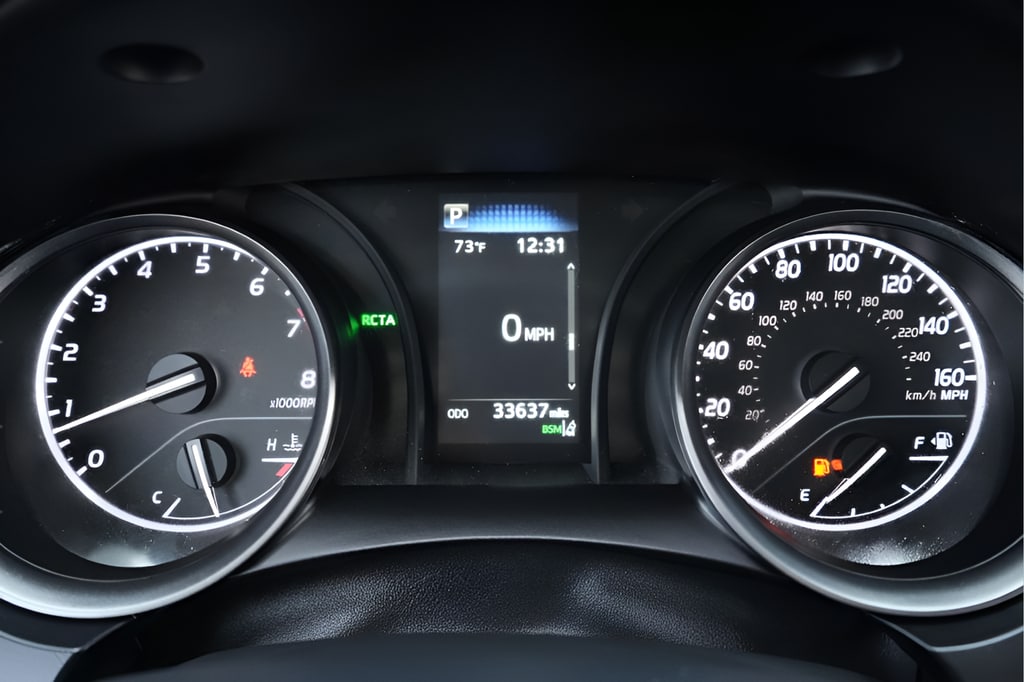 2023 Toyota Camry SE - Photo 28